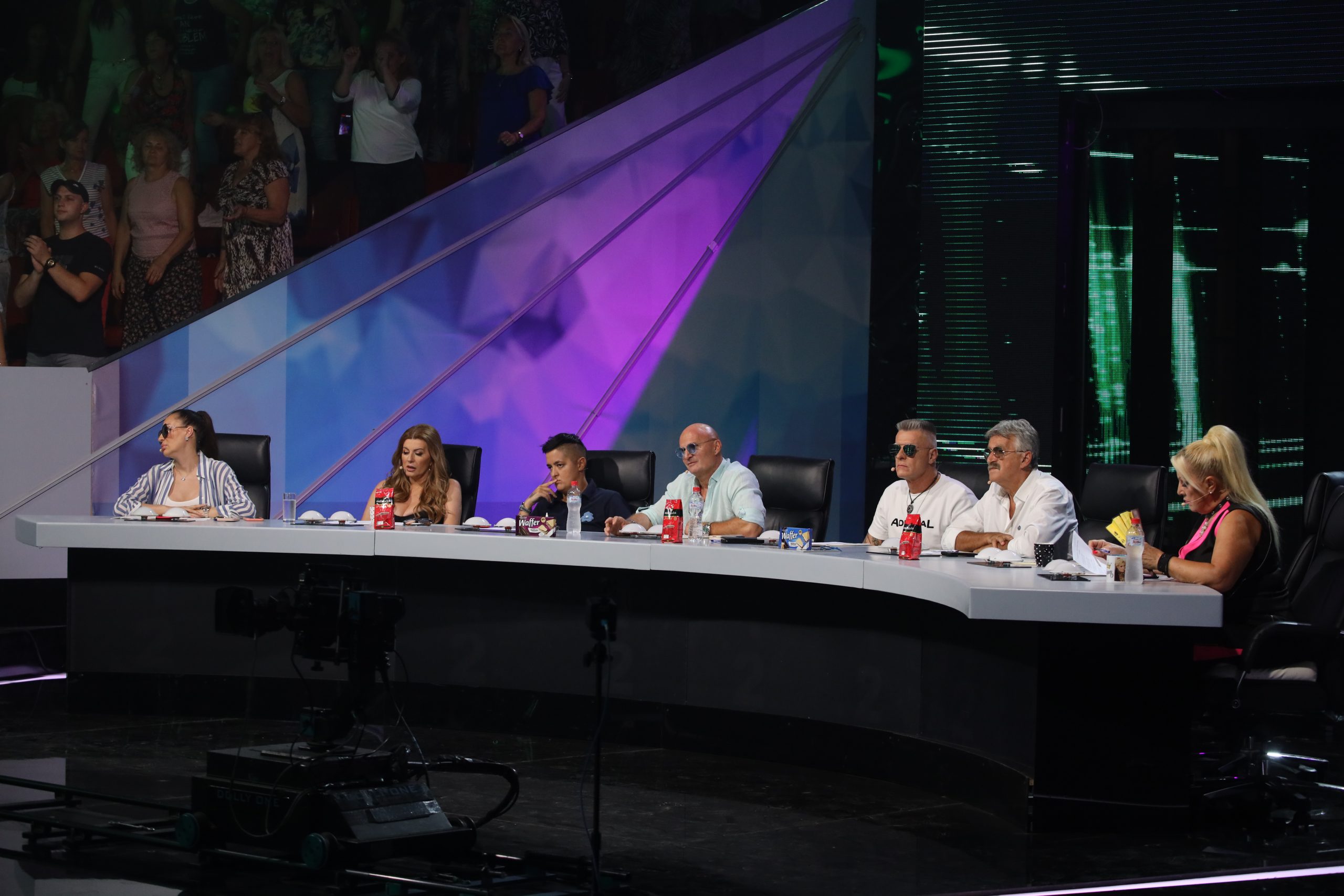 Takmičarka povređena došla na snimanje emisije, Popović je razumeo: "Ja sam to imao 4 godine" 12 0A0A9910