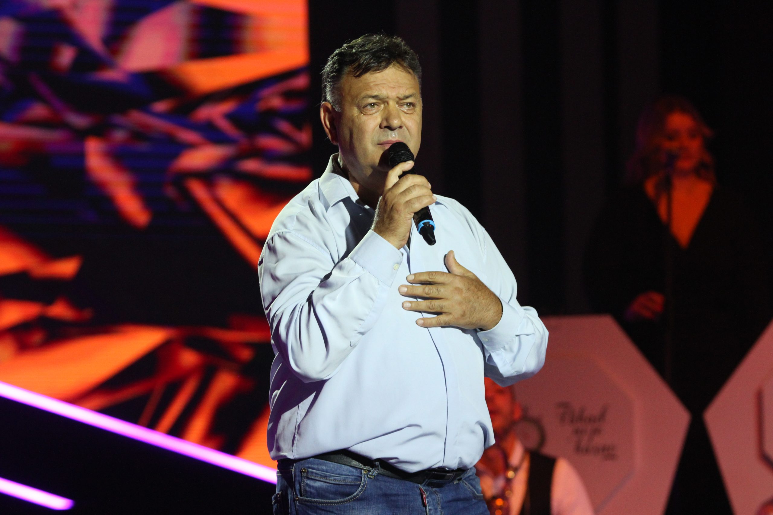 Pevač svaku noć spava sa drugom ženom: Nazif Muratović šokirao u emisiji "Nikad nije kasno": "Ženu sam oterao" (VIDEO) 6 IMG 7320