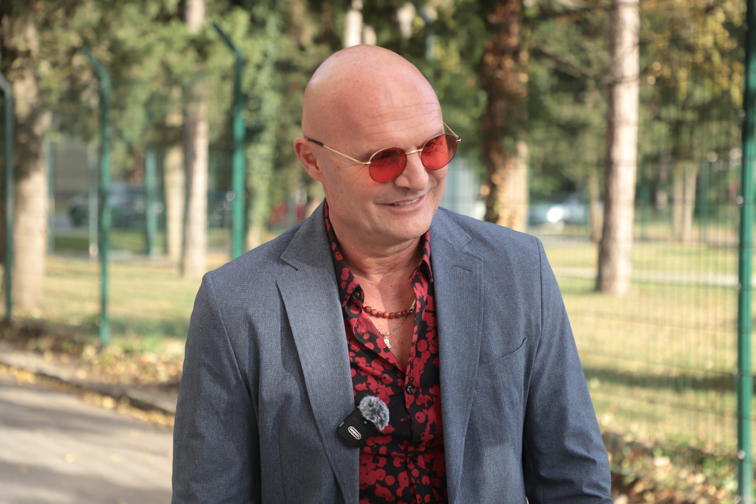 Mili otkrio koga bi vratio u žiri "Zvezda Granda" i šokirao odgovorom: "Do sada je bilo mirno" (VIDEO) 4 Mili otkrio koga bi vratio u žiri "Zvezda Granda"