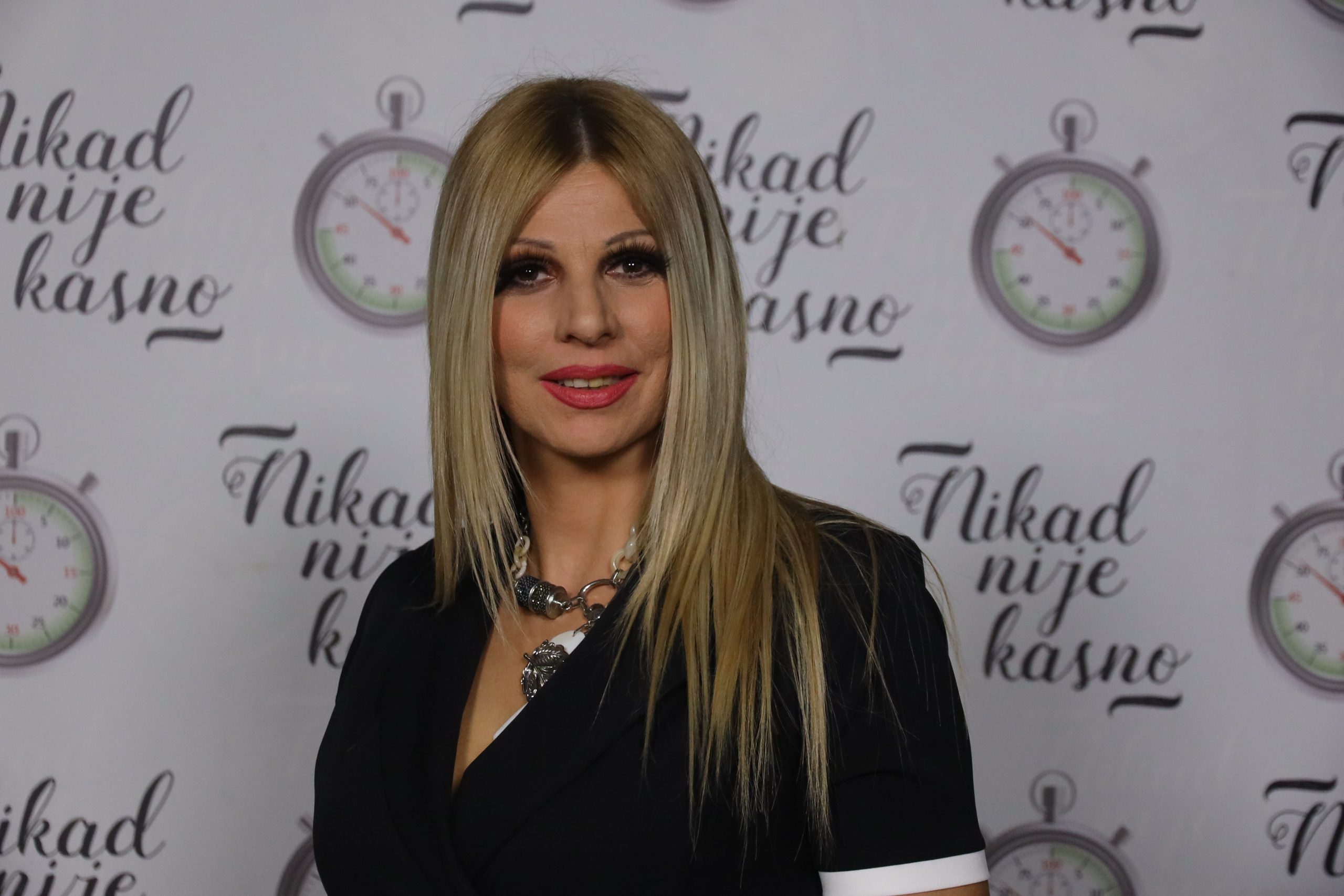NATASA POZNANOVIC 41 GOD. UZICE 17