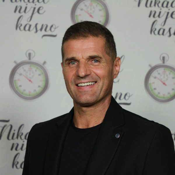 Omiljen Vojinović 4 OMILJEN VOJINOVIC OMILJENI 50 GOD. UZICE 1