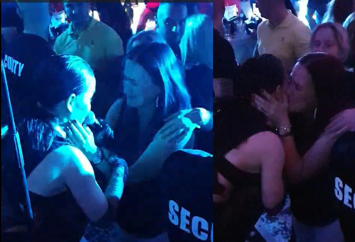 Aleksandra Mladenović rasplakala devojku na nastupu! Grlila je i lila gorke suze, ono što joj je rekla dugo će pamtiti (VIDEO) 5 aleksandra mladenovic peva devojka place kao kisa