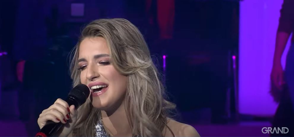 ana baresic 8