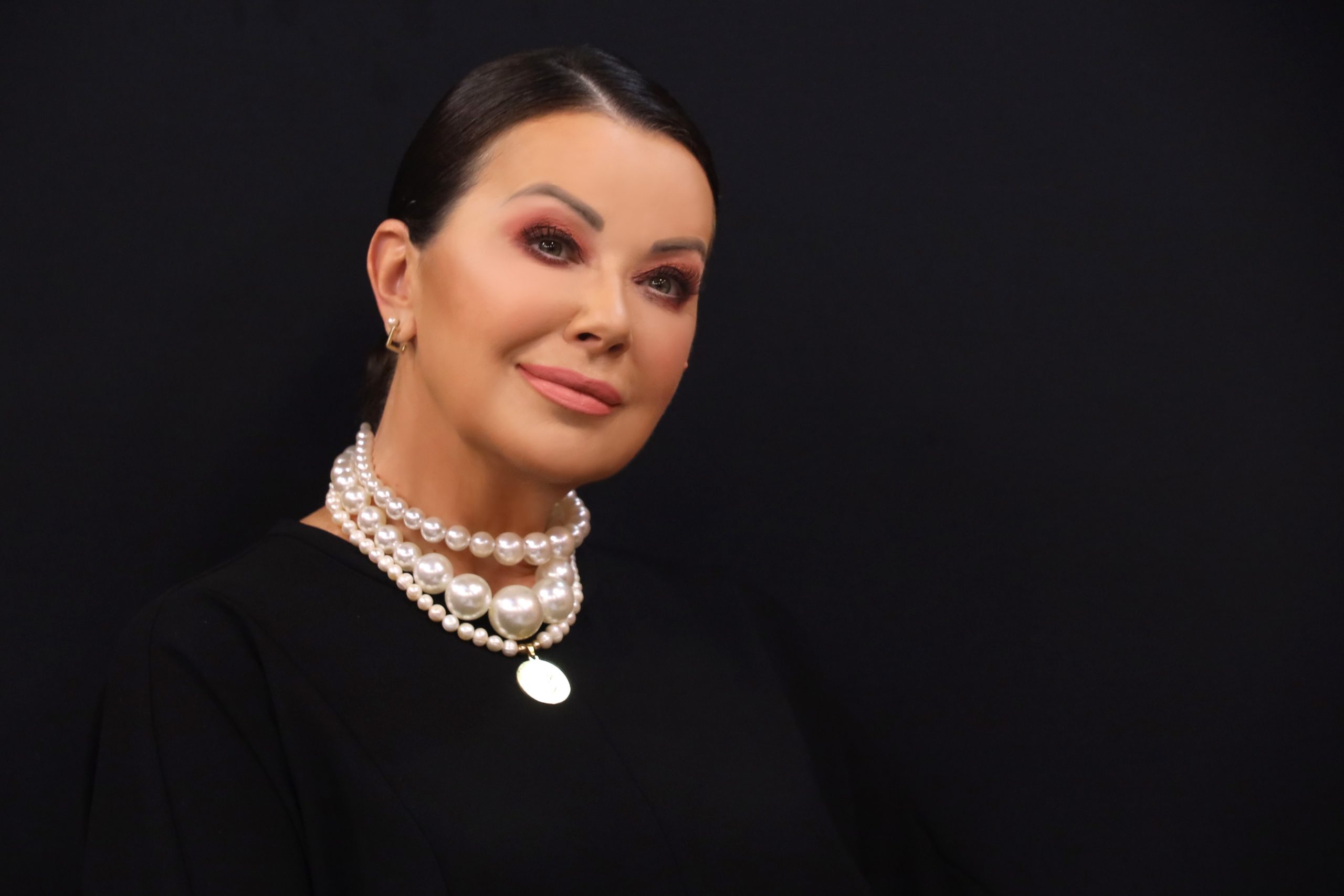 Dragana Katić progovorila o estradi, razvezala jezik o pevačima: "Mnogi su se ponašali kako nije trebalo" 6 dragana katić o estradi