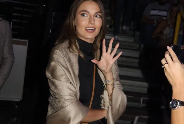dzejla i aleksandra prijovic na koncertu