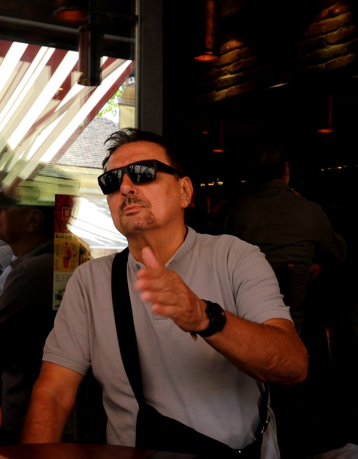 Keba otkrio kako mu je Toma Zdravković predvideo sudbinu: "Više ga nikad nisam video, a taj trenutak pamtim kao nezaboravan" 6 keba