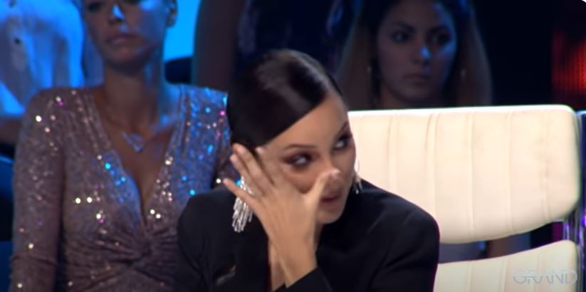 Aleksandra Prijović lila suze usred emisije, nije mogla da progovori od bola zbog životne priče takmičarke: "Ne znam šta da kažem" (VIDEO) 8 uuu