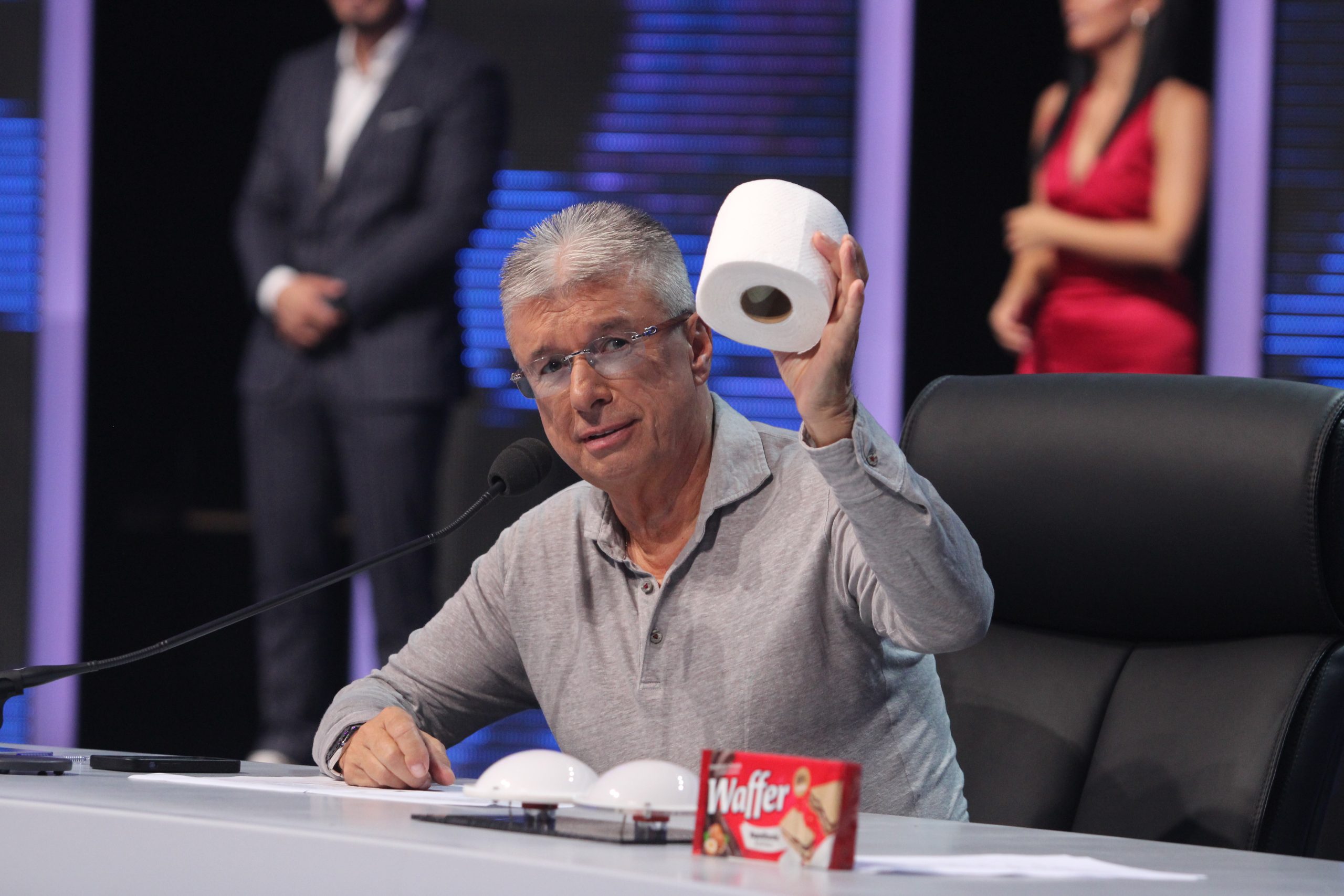 popović napustio zvezde granda