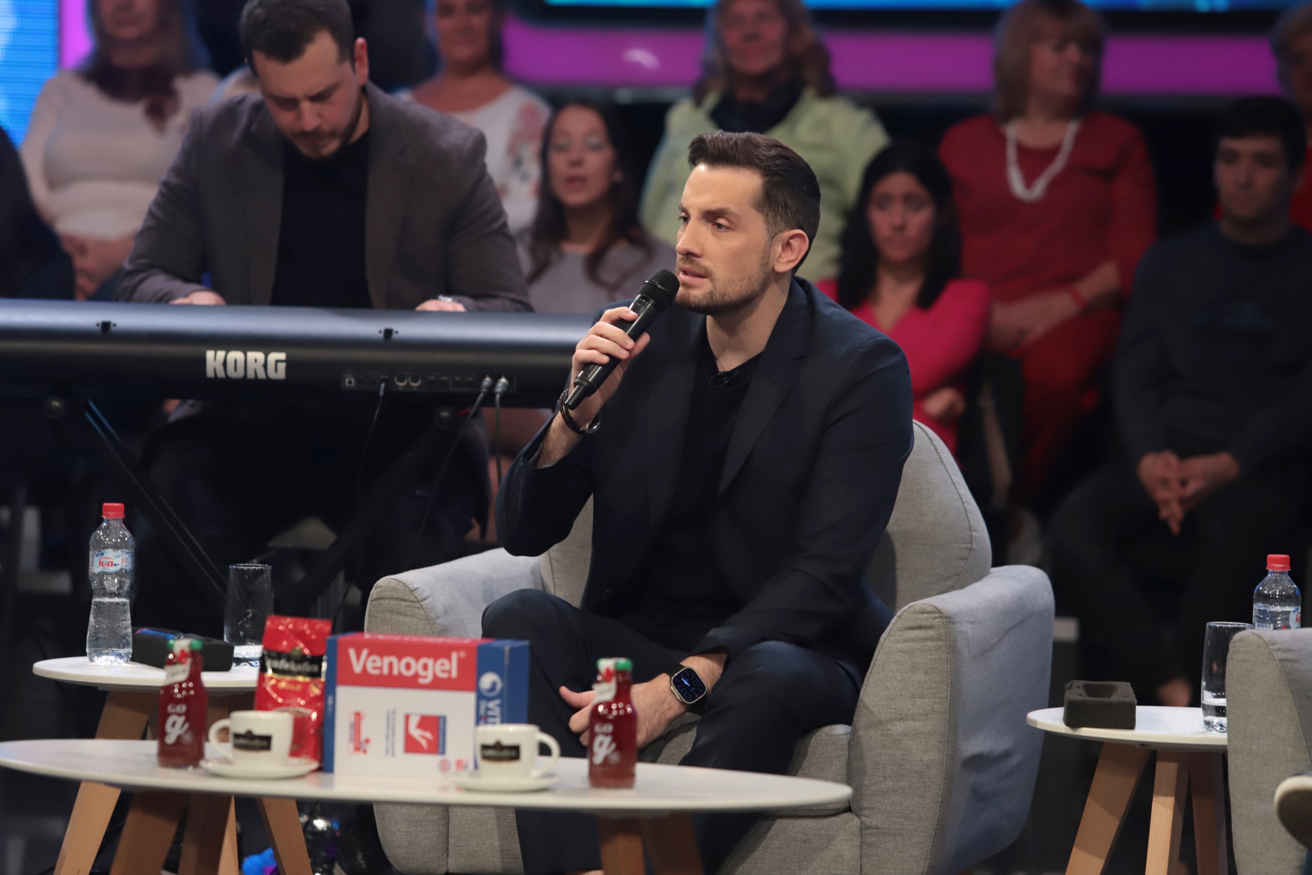 Mirza Selimović progovorio o teškoj operaciji nakon koje mu se promenio život: "Imao sam problem odmalena" 6 Mirza Selimovic o zenidbi 2