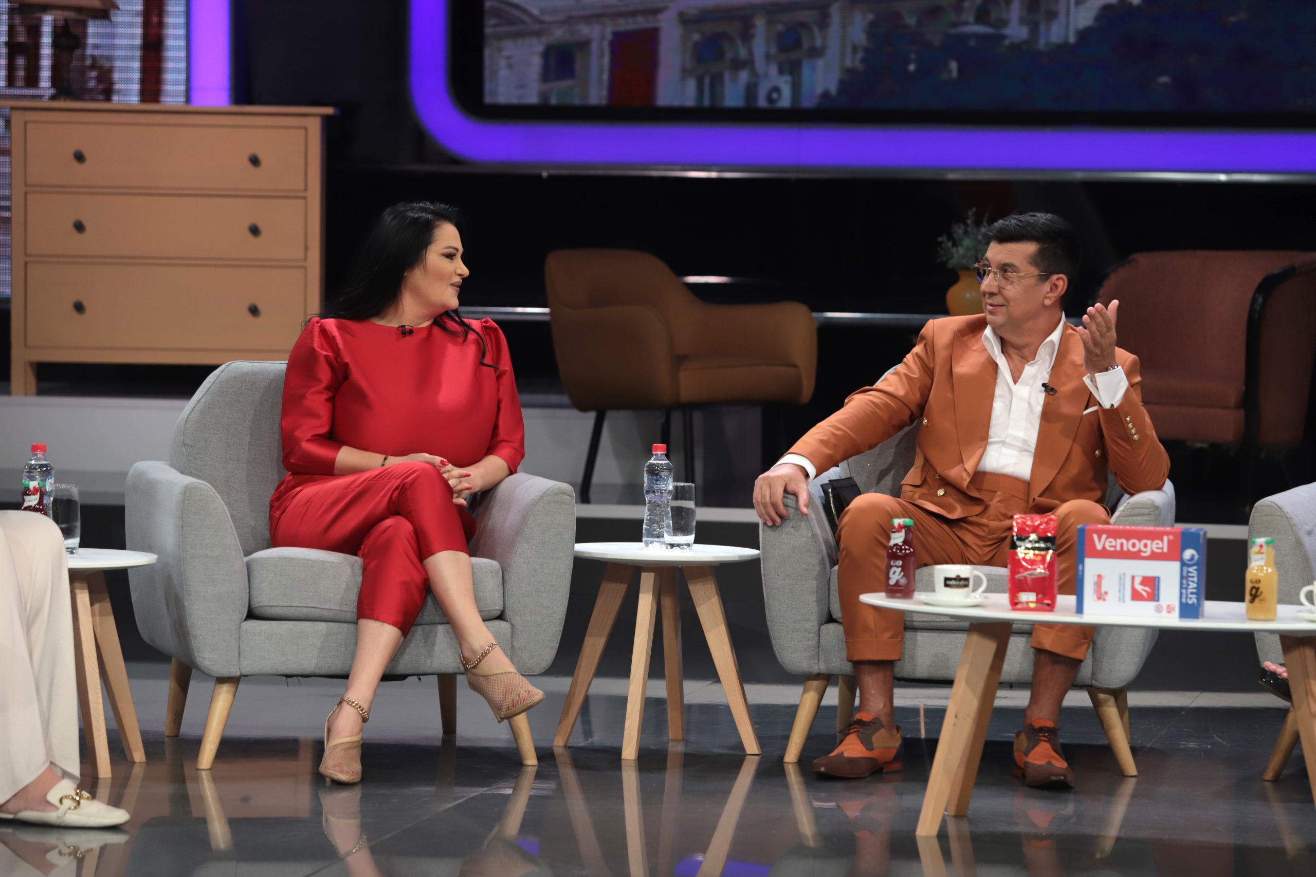 Peja o baksisu koji je zaradila Lepa Brena Uzela je 20.000 maraka za jednu pesmu 2
