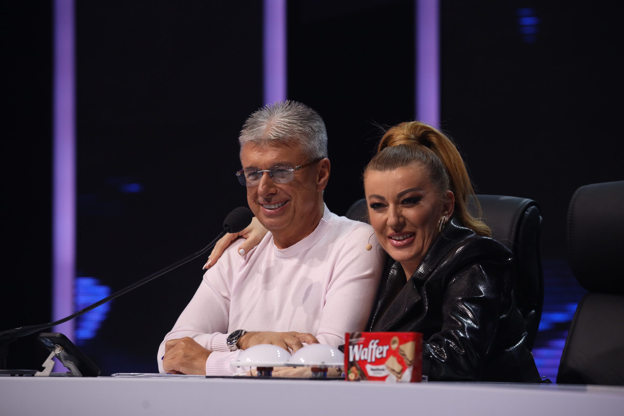 "Toliko si opširan da više ne znam ni šta sam hteo" Popović i Bosanac u duelu: "Očito da godine čine svoje" 6 Popovic i Bosanac u duelu 8