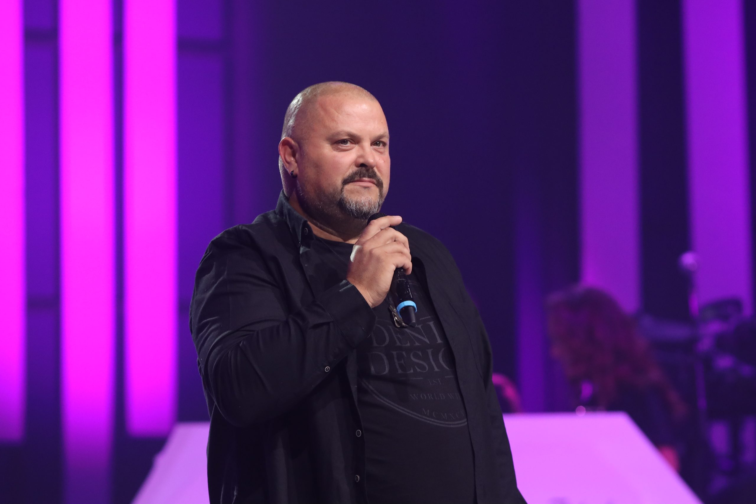 Prvo oglašavanje pevača nakon tragične smrti sina u Sarajevu 9 arman morankic 2
