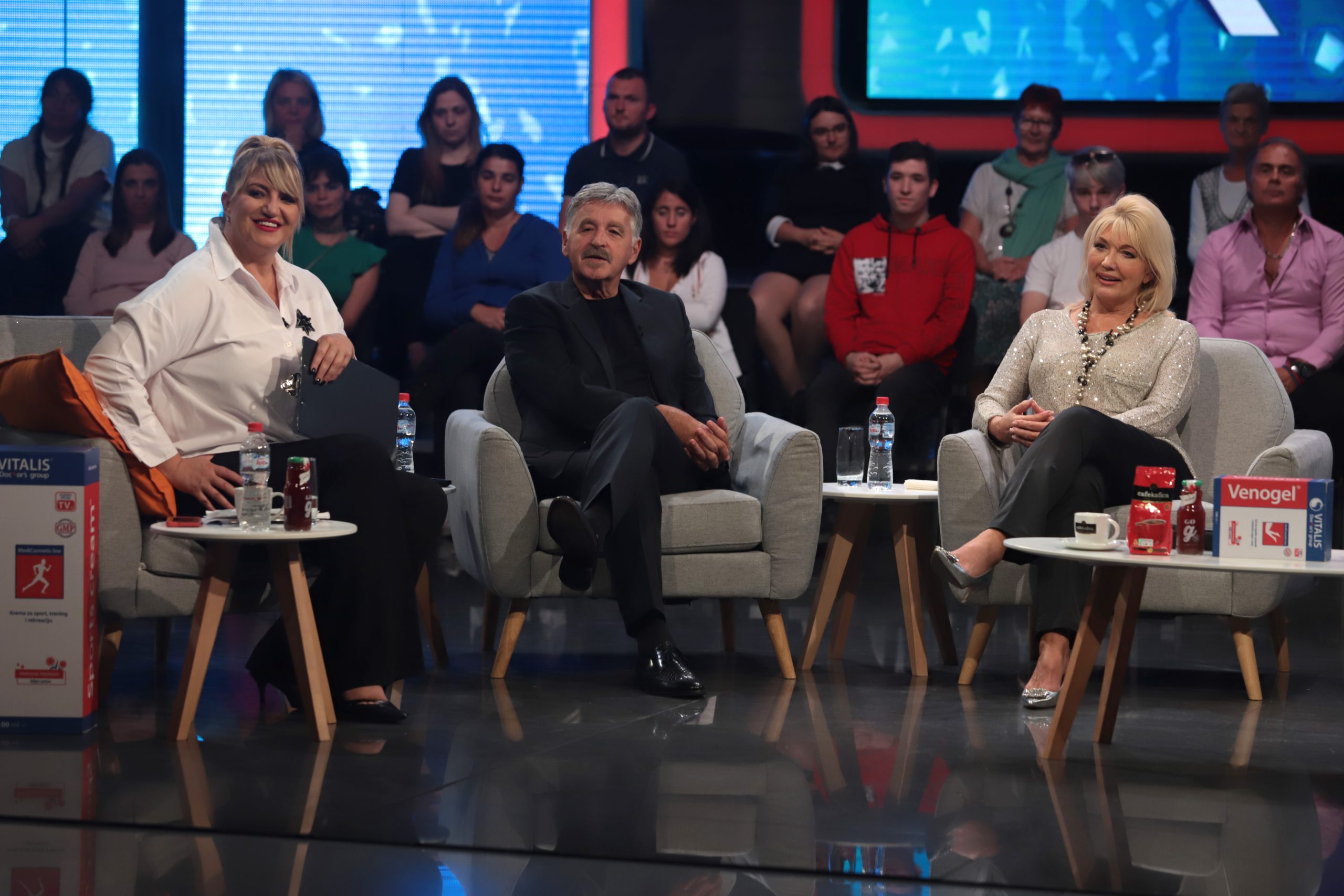 Bosanac se RAZNEŽIO, fotografiju sa njim nije očekivao da vidi usred emisije: "Njega kao da je neko ukrao" (VIDEO) 5 bosnac detinjstvo
