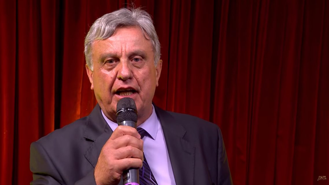 Takmičarov tata ukrao šou u "Zvezdama Granda": "Čekam poziv od Žike Jakšića" (VIDEO) 8 izet4