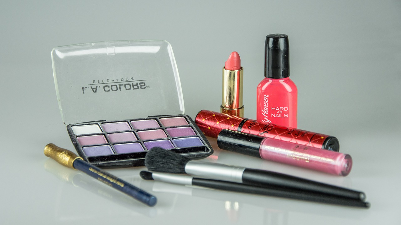 Ove greške žene najčešće prave tokom šminkanja 7 make up 1180036 1280
