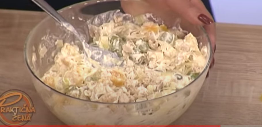 salata sa ananasom i curetinom3