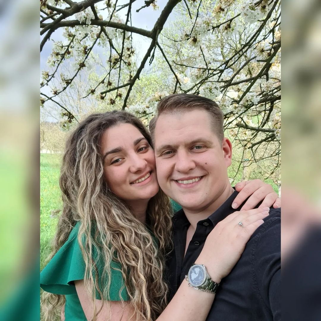 Žena Sidika Šabanovića je prava lepotica: Ovo je Emina koju je pevač oženio bez znanja porodice (FOTO) 6 zena sidika sabanovica 2