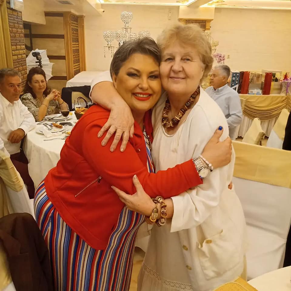 Sama obrijala glavu, nije imala novca, trgla se u poslednjem trenutku! Ovako je Vesna Kuprešak govorila o borbi sa rakom: "Biće kako je Sveti Petar zapisao" 8 243499435 4339920422710461 6806018858957057882 n