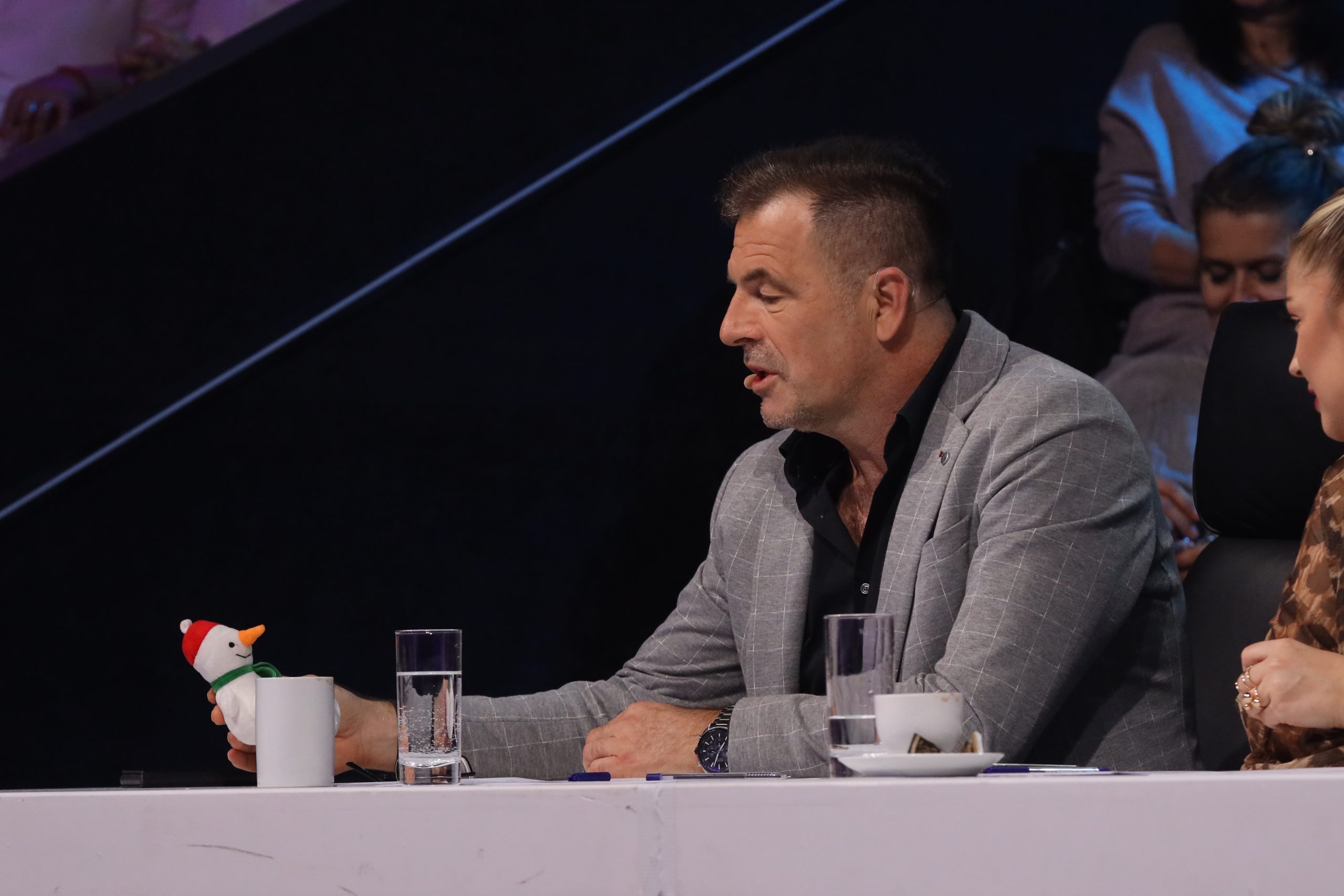 Saša Milošević Mare otkrio istinu o Deda Mrazu: "Možda bi moglo da bude nešto" (VIDEO) 7 Mare o novoj godini 4