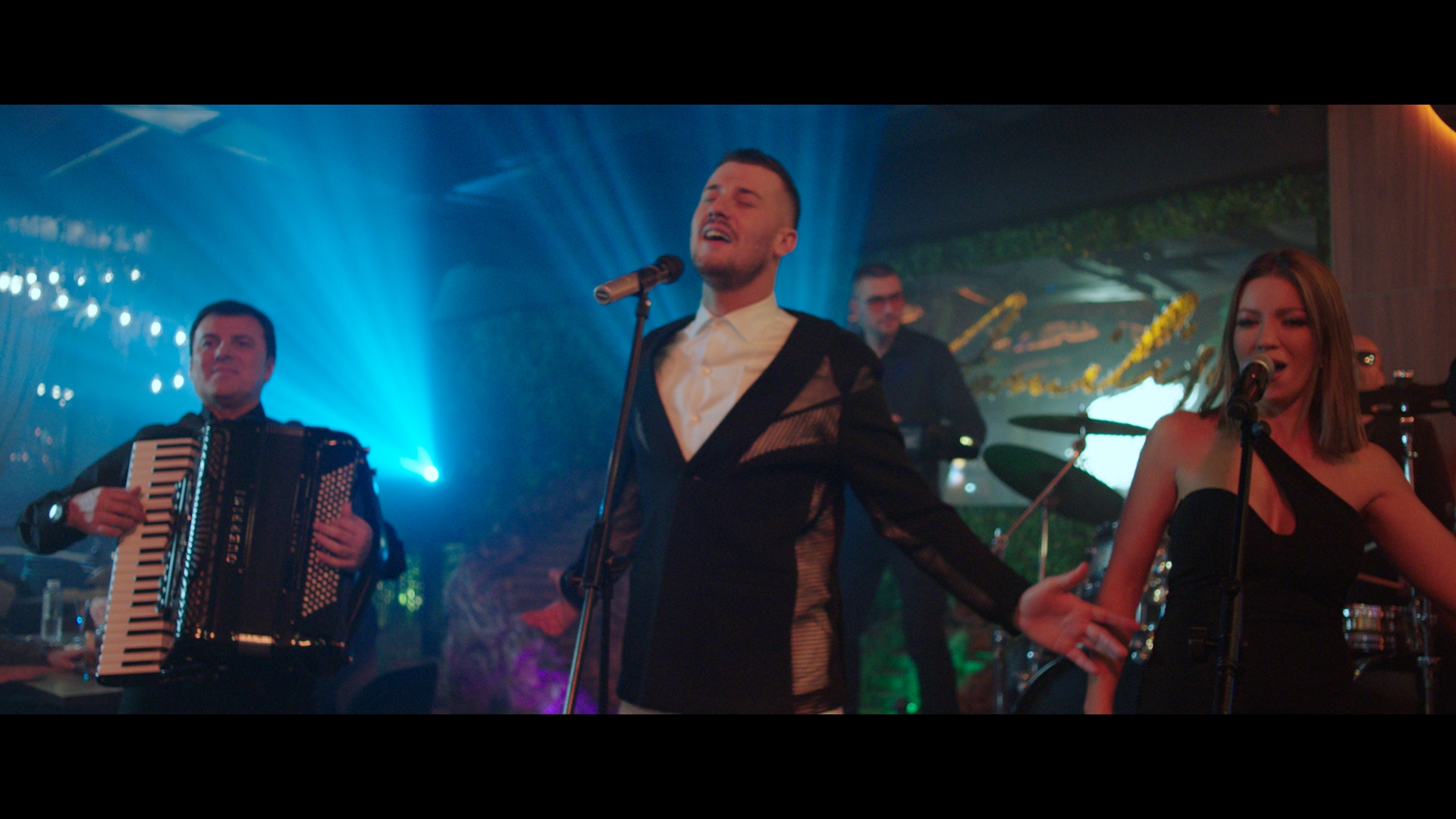 Ništa od Jovane Jeremić, pevač našao zamenu (VIDEO) 6 Untitled 1.41.1