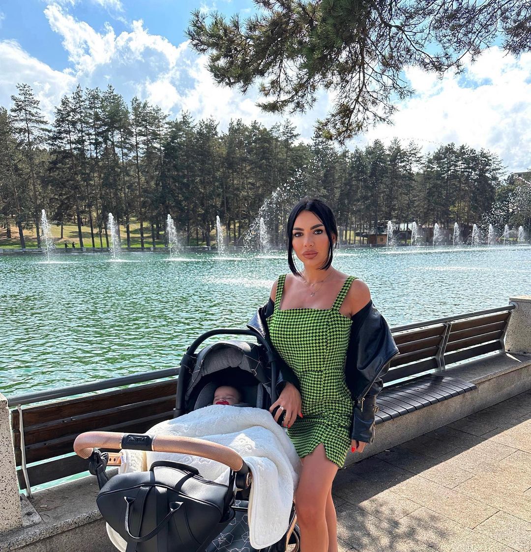 helena topalovic sa cerkom