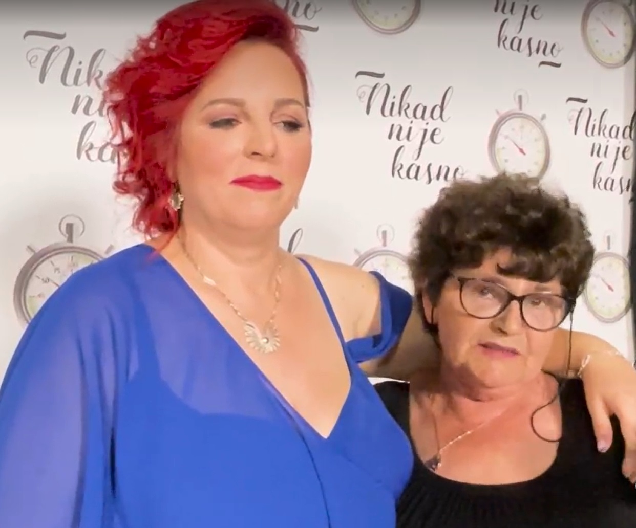 Da li je ovo najoriginalniji nastup u "Nikad nije kasno? Jovanka Jakimoski uslovila majku, pa priznala: "Ona je heroj" (VIDEO) 7 jovanka jakimoski sa majkom 2