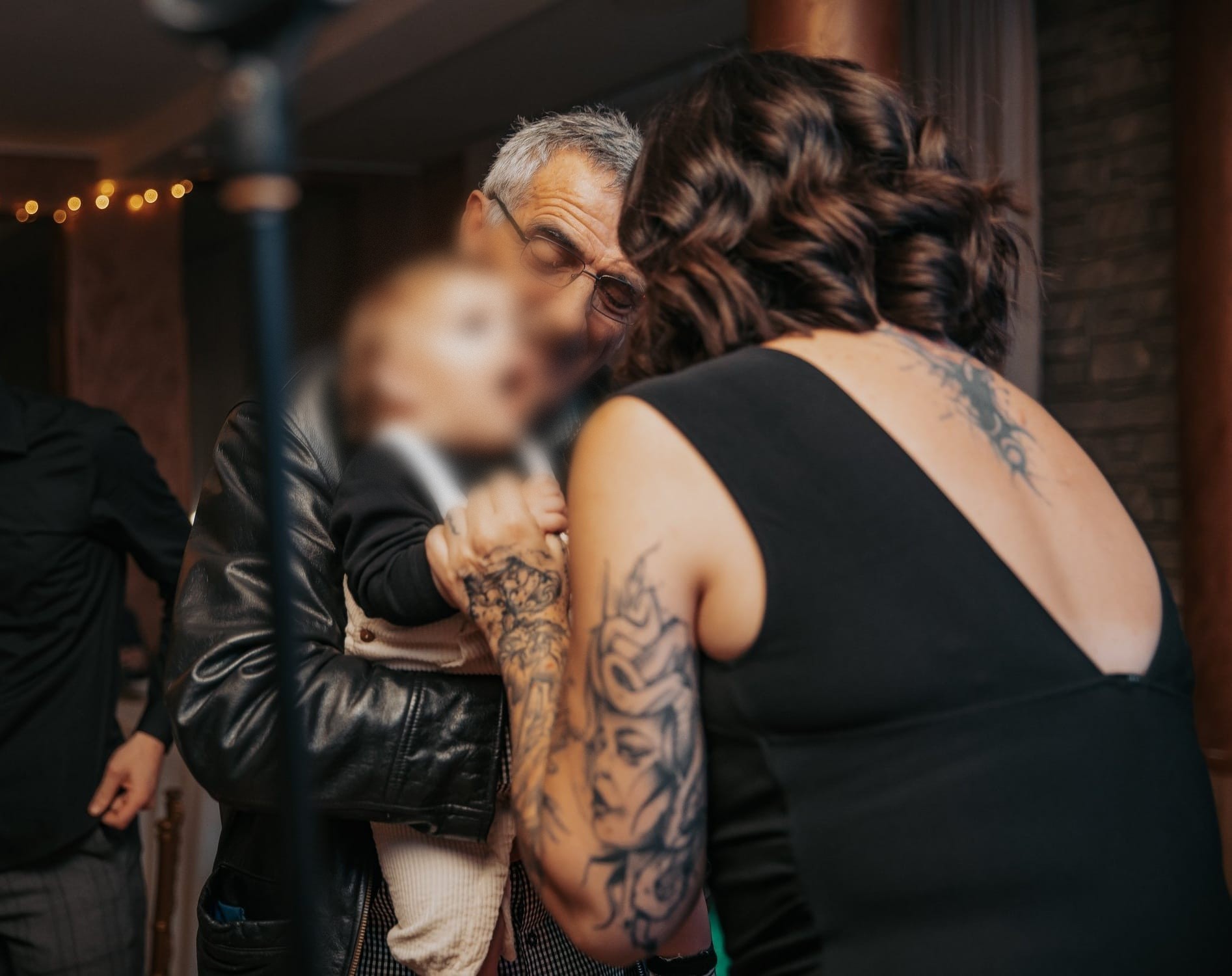 "Samo mi znamo kako smo se borili" Zorica Erić nikad emotivnija, obratila se najvažnijem muškarcu u njenom životu: "Nismo imali mnogo, a danas si bogat" 6 zorica eric