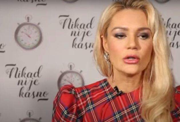 Lena Kovacevic u suzama