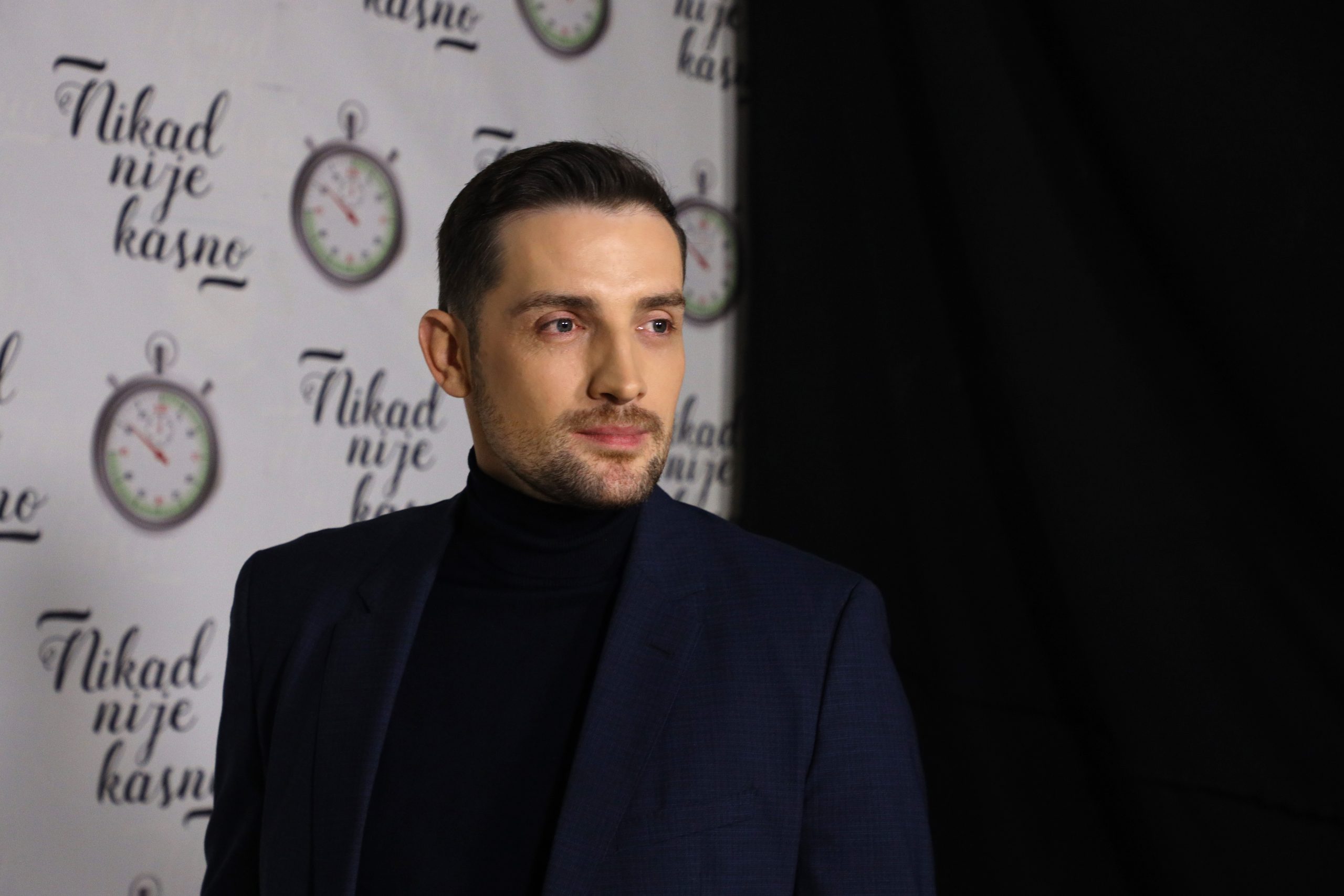 Mirza Selimović skrhan od bola otkrio vreme i mesto majčine sahrane 5 MIRZA SELIMOVIC NNK SNIMANJE 06122023 FOTO MUNJA 16 ok
