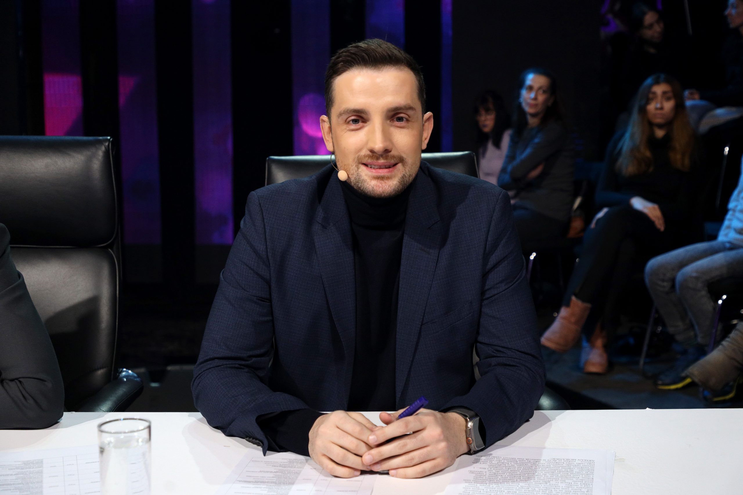 Mirza Selimović morao na hitnu operaciju zbog problema sa disanjem: "Jedna strana je bila zatvorena" 6 MIRZA SELIMOVIC NNK SNIMANJE 06122023 FOTO MUNJA 43 ok