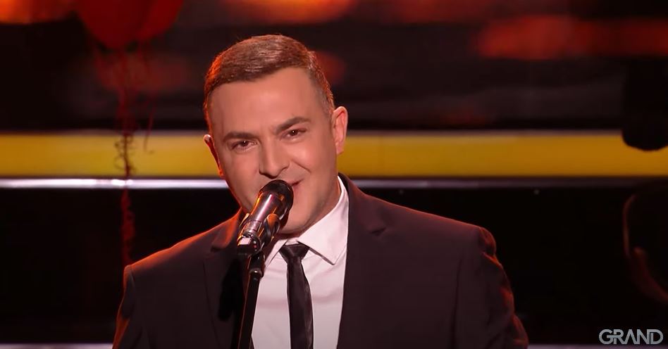 Voditelj Tihomir Tepić zapevao sa Ivanom Selakov u prepunom klubu, reakcija publike je neverovatna (VIDEO) 5 Tihomir Tepic gp