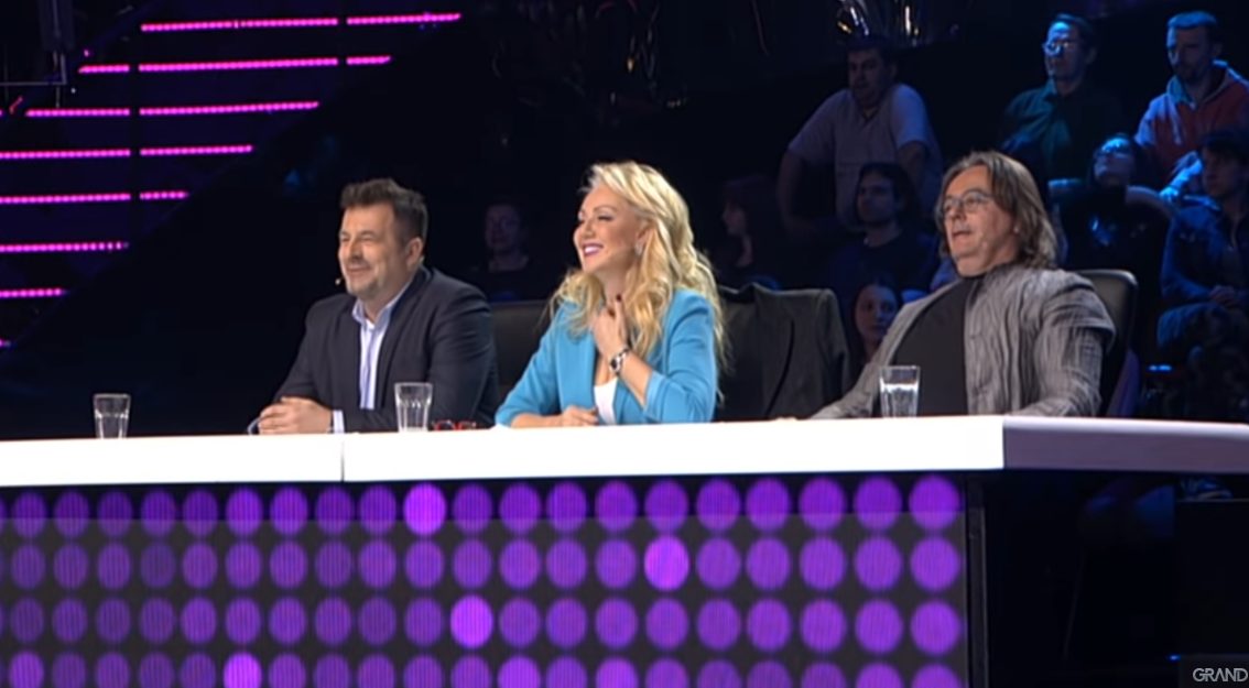 Nastup Nine Pavić u "Nikad nije kasno" se neće zaboraviti: Ćerka Merime Njegomir uletela na scenu, Brena bila fascinirana: "Znam šta je bolest" (VIDEO) 5 brena