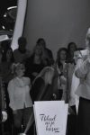 SUZE SAME IDU: Ovako su Nina Pavić i Merima Njegomir pevale u Nikad nije kasno (VIDEO) 4 image 3 63