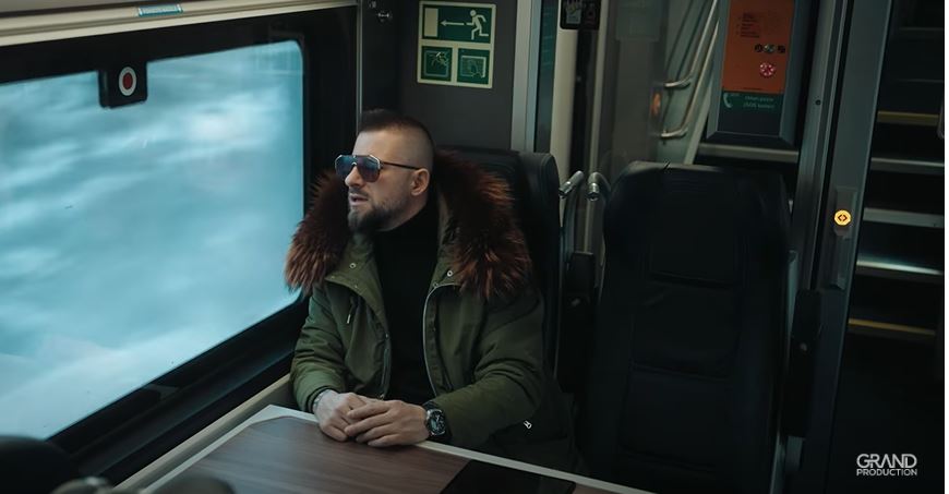 Joce Panov pogodio pravo u metu sa novom pesmom zbog koje fanovi režu vene: "Predivna i tužna" (VIDEO) 5 Joce Panov nova pesma