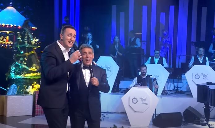 Emocija kakva nije viđena na Grandovoj sceni: Sergej Ćetković i Romeo Nikolić ukrstili glasove, suze same idu (VIDEO) 7 romeo nikolic i sergej cetkovic