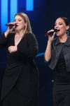 Žika puca od ponosa: Varja i Sara zablistale na velikoj sceni i sa orkestrom razgalile gledaoce: "Tako se to radi" (VIDEO) 3 sara i varja orkestar nnk
