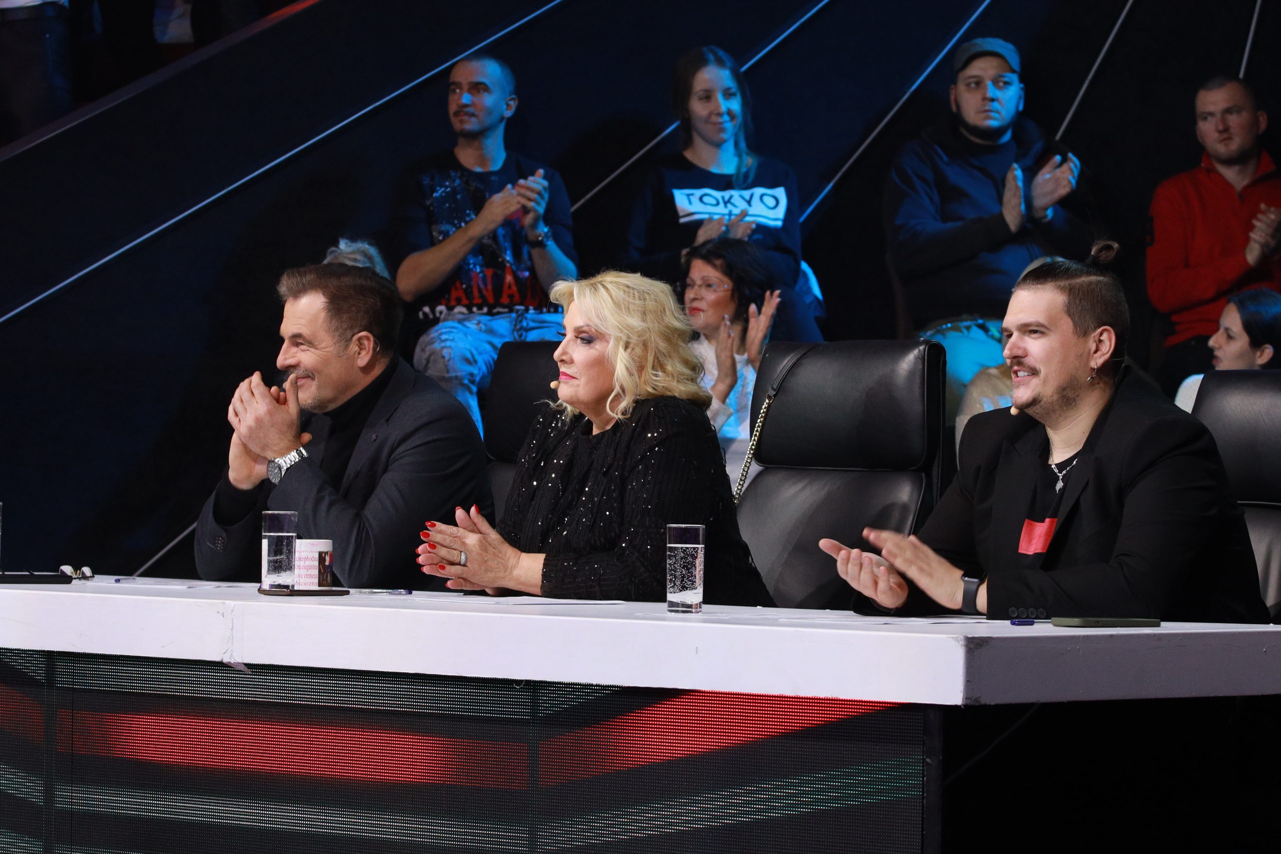 Takmičarov sin ukrao šou na sceni, ovacije publike u studiju: "Samo napred" 8 milos radic nastup