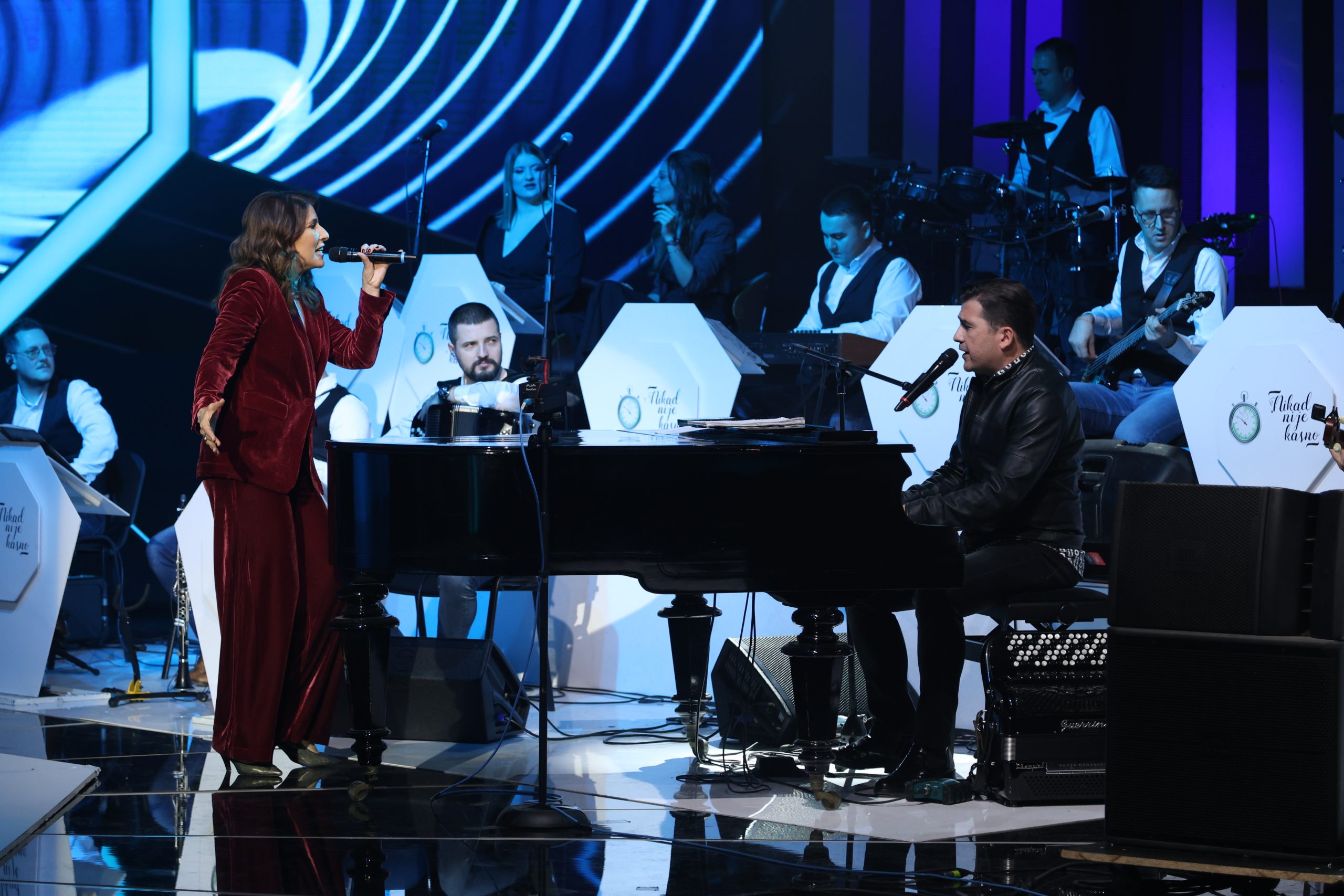 Biljana Zeroska sa bratom izvela performans svetskih razmera, žiri opčinjen: "Scena je vaša" 6 FILP0100