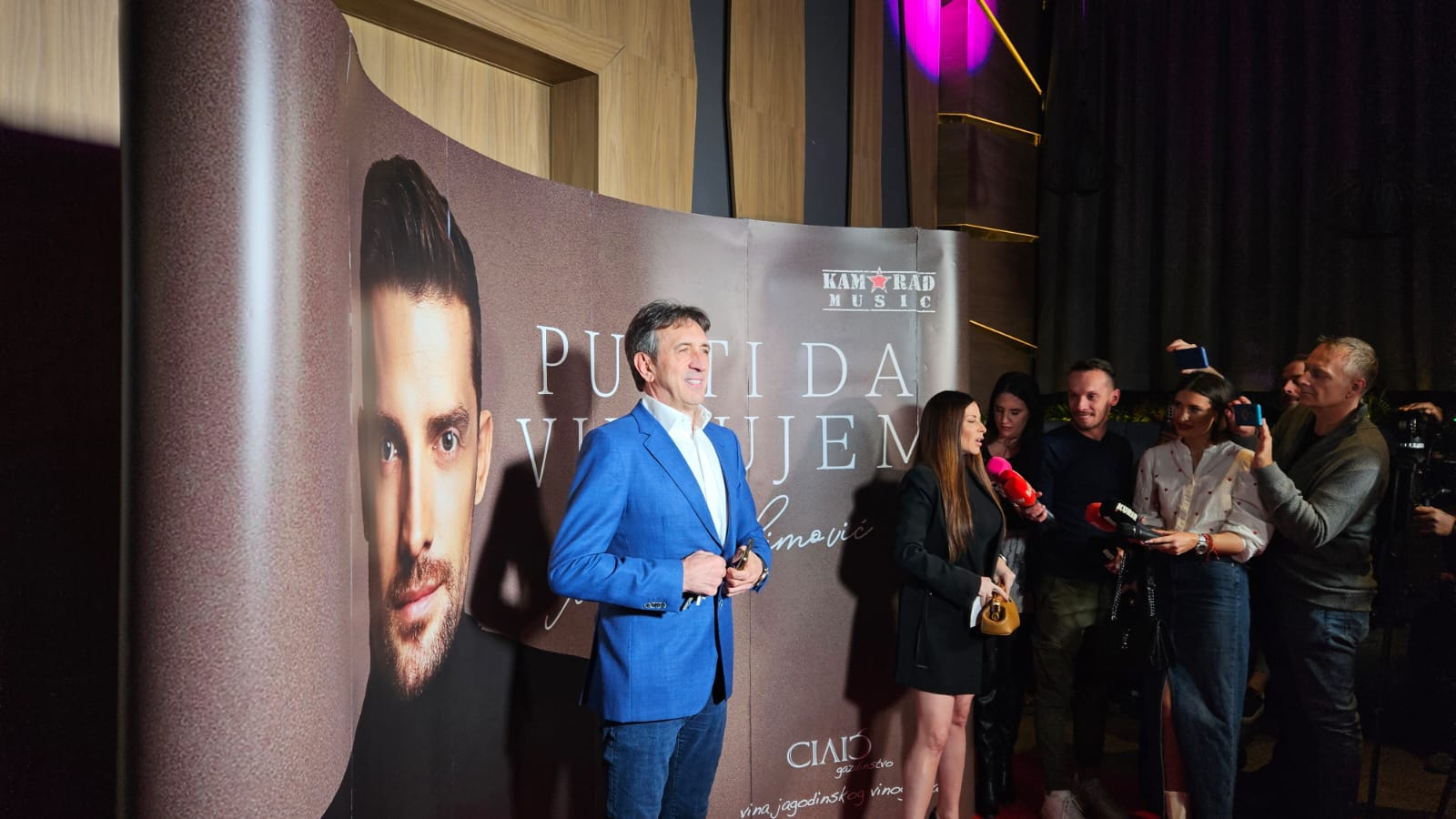 Mirza Selimović okupio estradu na promociji, sve oči uprte u sestru! Prava je lepotica 10 IMG 20240226 WA0061