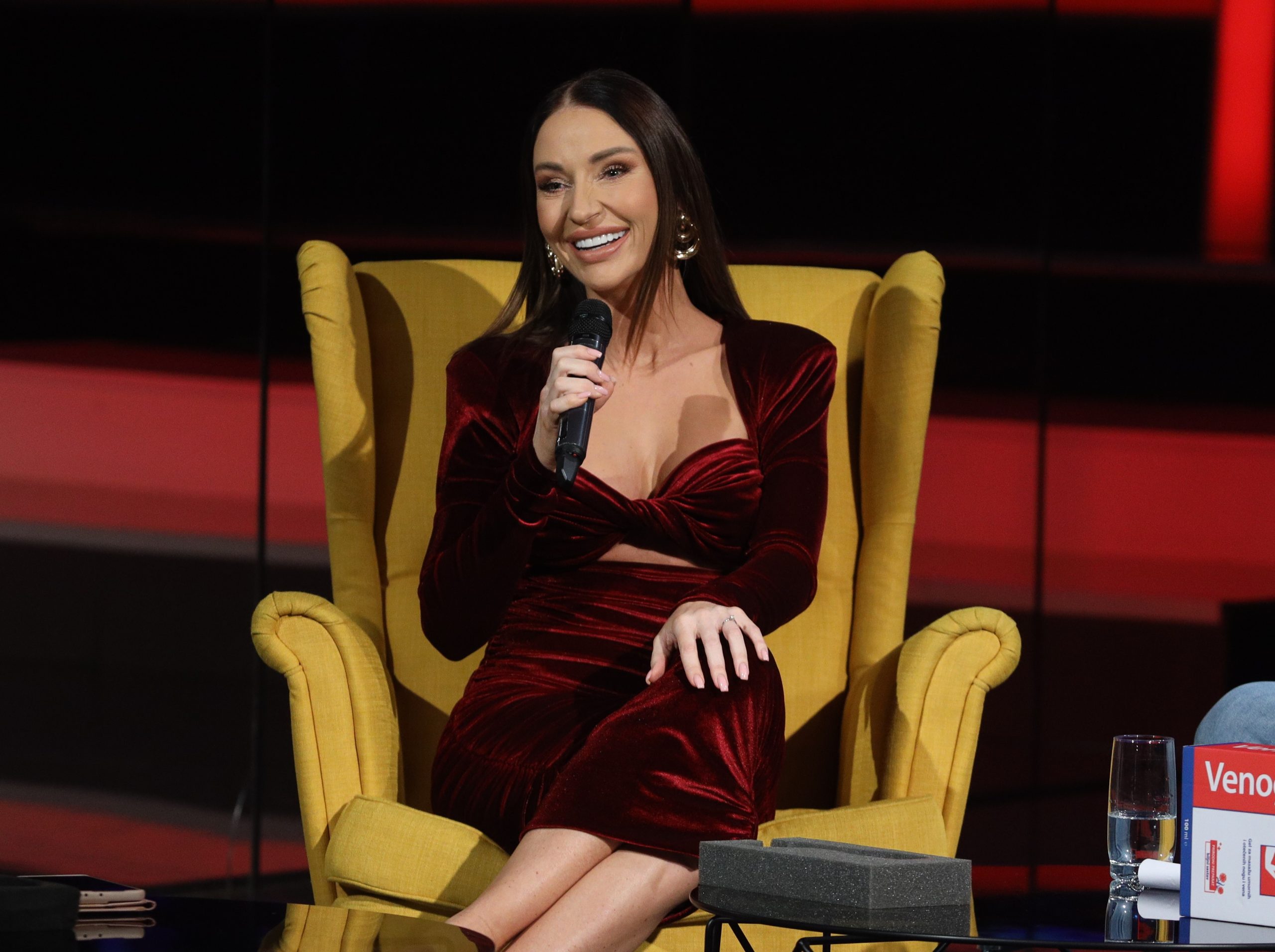 Naša pevačica pred porođaj dobila vredan poklon: "Ovo je naše zajedničko dostignuće" (VIDEO) 5 KATARINA ZIVKOVIC GP SNIMANJE 05022024 FOTO MUNJA 5