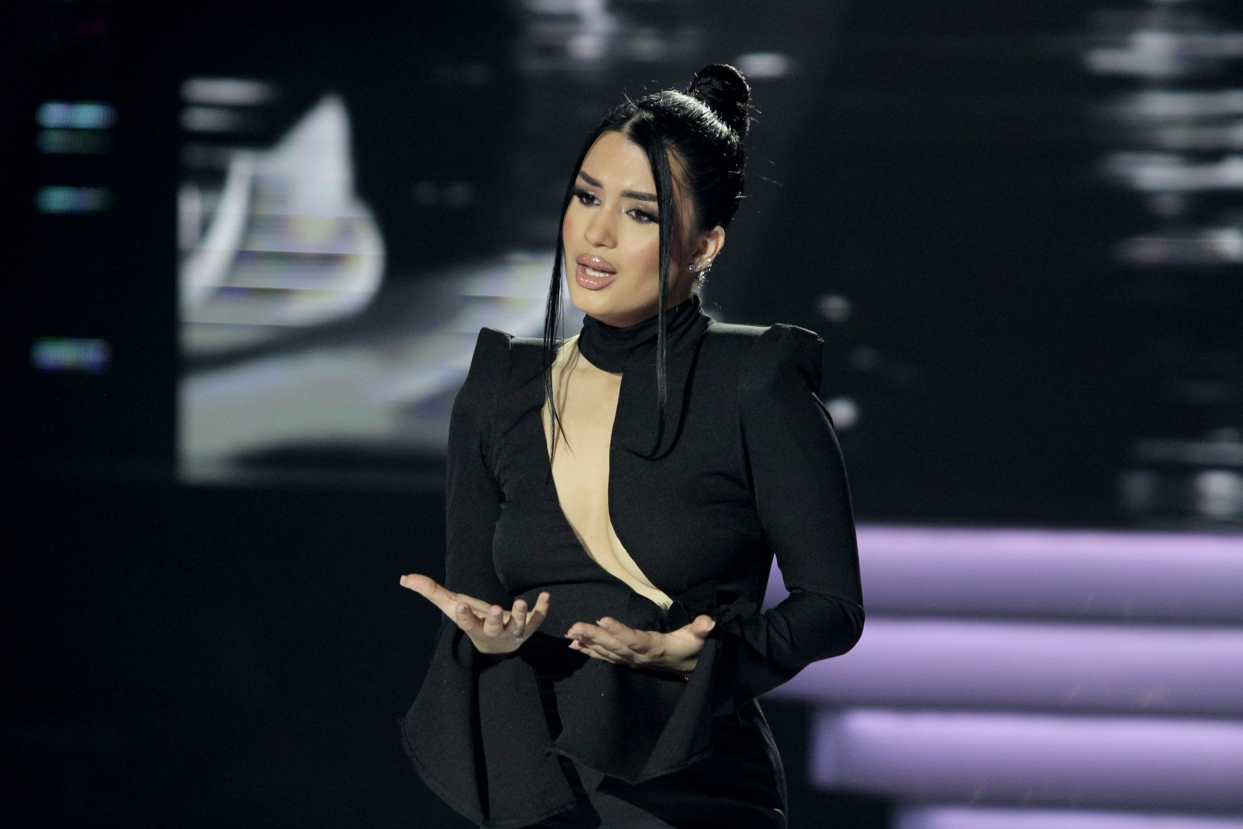 Zorana Mićanović i MC Stojan u vezi, pevačica potvrdila sve 6 ZORANA MICANOVIC ZG SNIMANJE 09112023 FOTO FILIP 39 ok