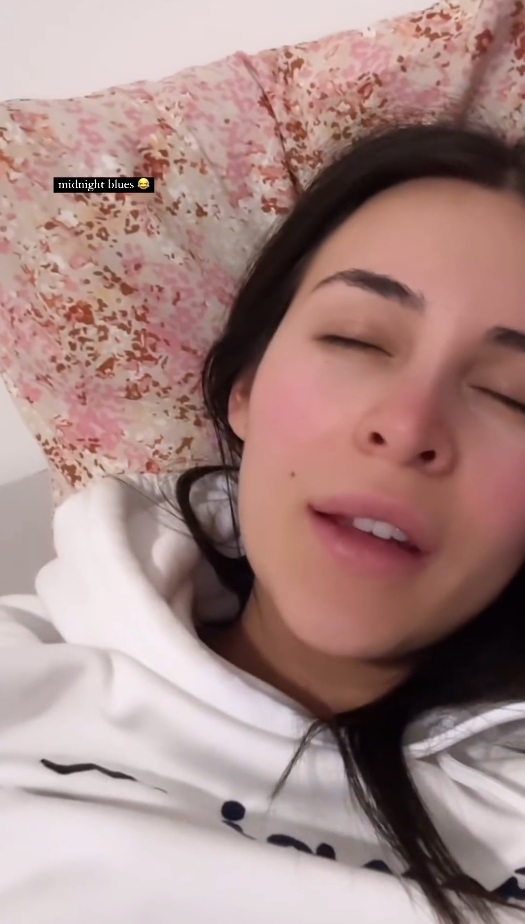 Anastasija zapevala čuvenu numeru, Gudeljeva reakcija je aspolutni hit (VIDEO) 6 anastasija raznatovic