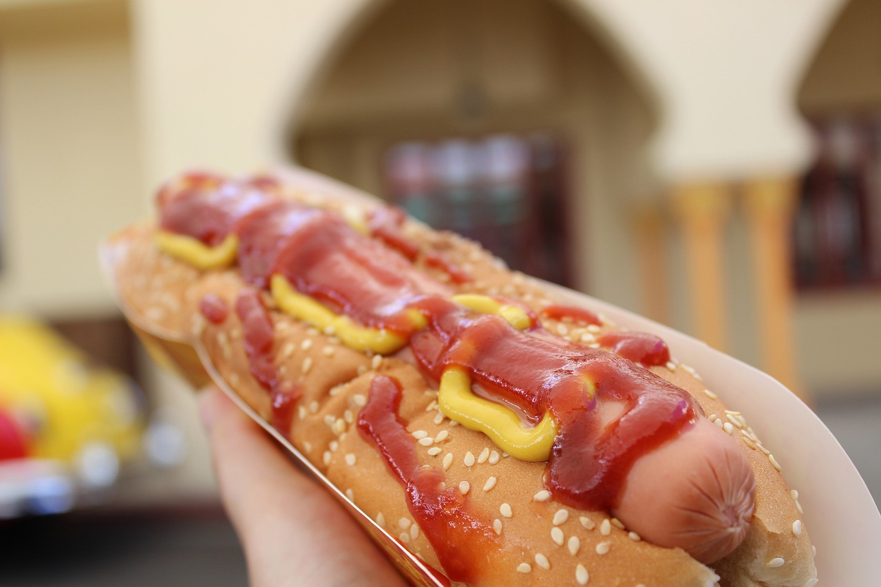 Hot dog sa integralnim brašnom i palentom 5 hot dog 657039 1280