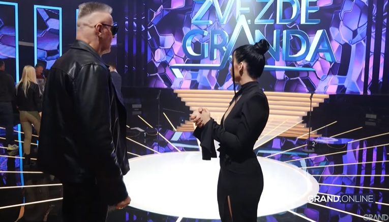 Gosti iznenađenja upali na snimanje "Zvezda Granda", Popović i Marija ispali najveći carevi (VIDEO) 8 zoka i djole