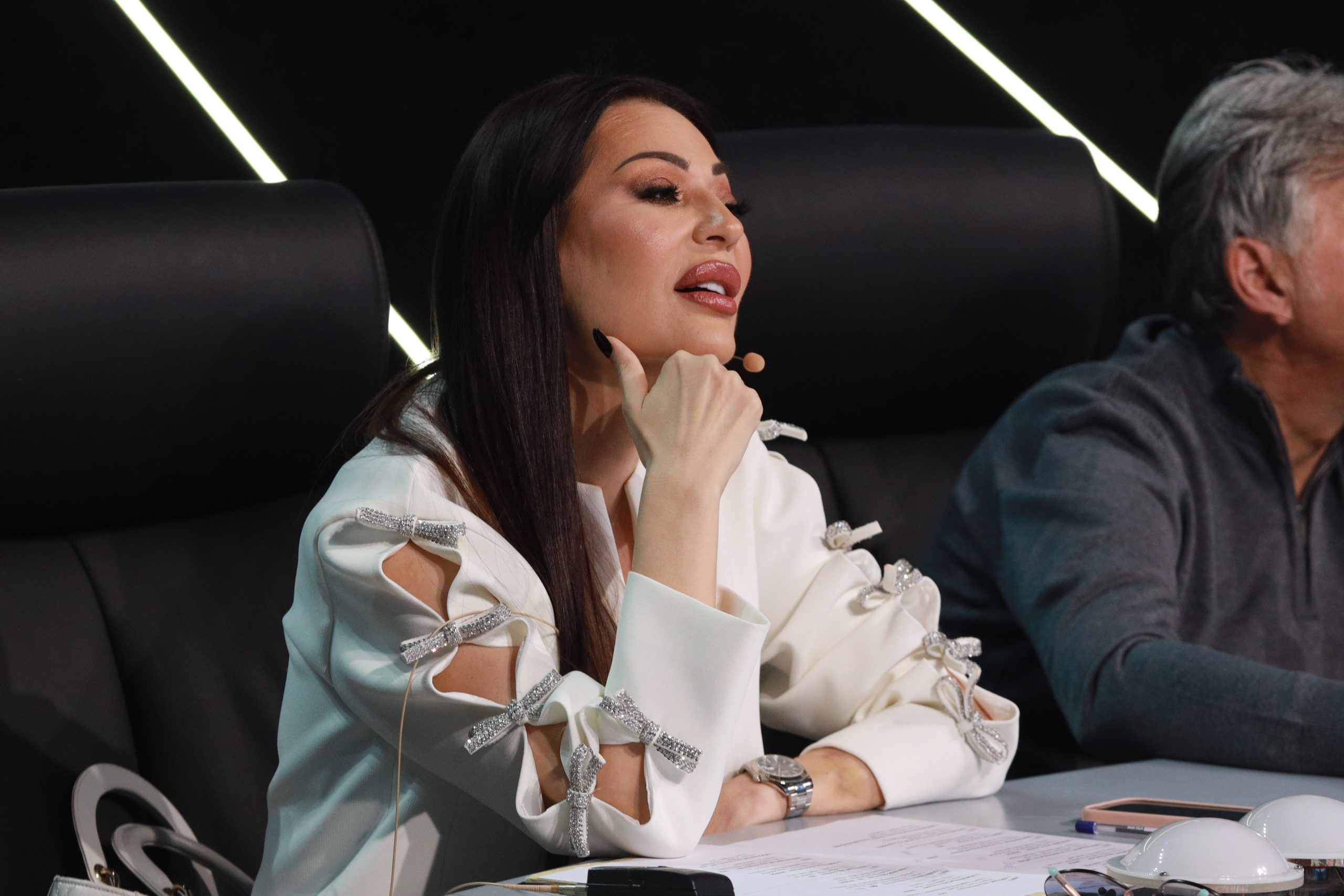 Potpuna dominacija Andrijane Petrušovske, Viki Miljković se naježila: "Nisi pevala kao Šaban, ali ovo je odlično" 8 andrijana petrušovska zvezde granda