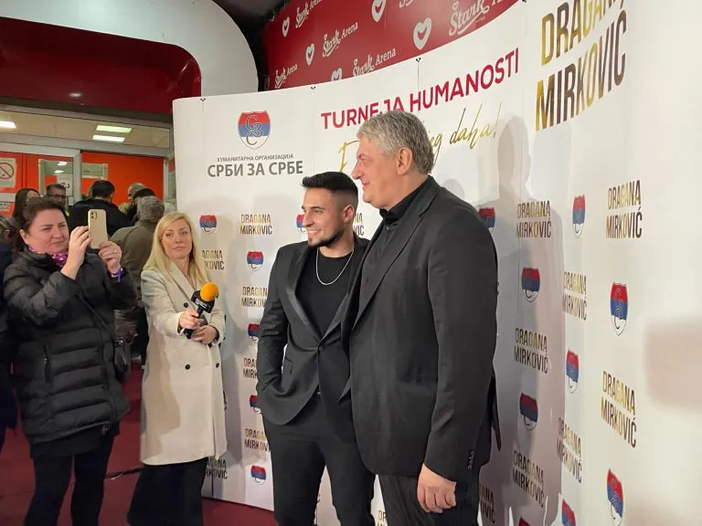 Nedavno sa decom posetila Ostrog, a evo gde su poslednji put viđeni Toni i Dragana Mirković (FOTO) 6 IMG 20240216 WA0022 768x576 1