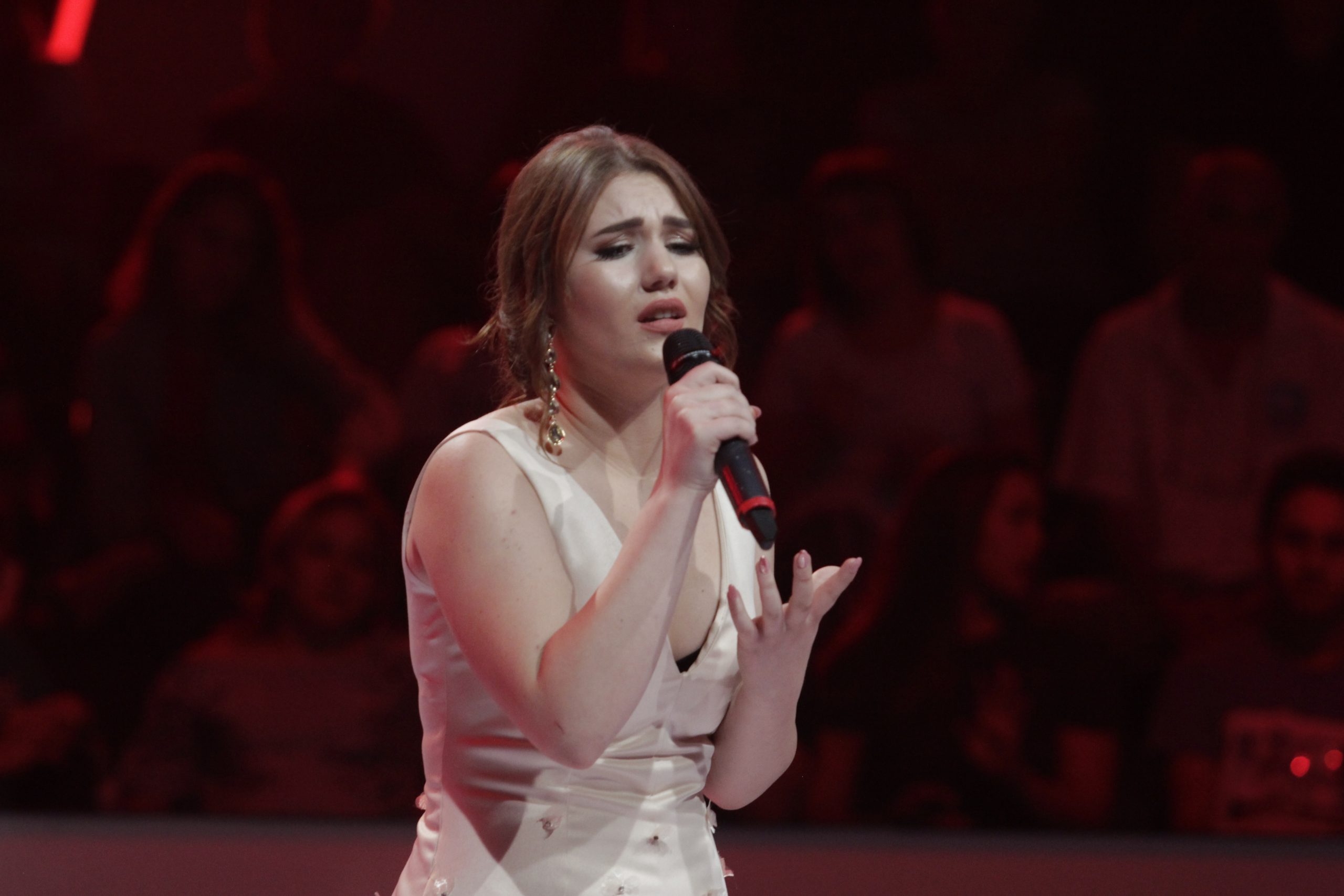 Važila za najbolju pevačicu narodne muzike, JK ronila suze zbog nje: Evo kako danas izgleda Milena Đukić, promena je velika 5 milena đukić