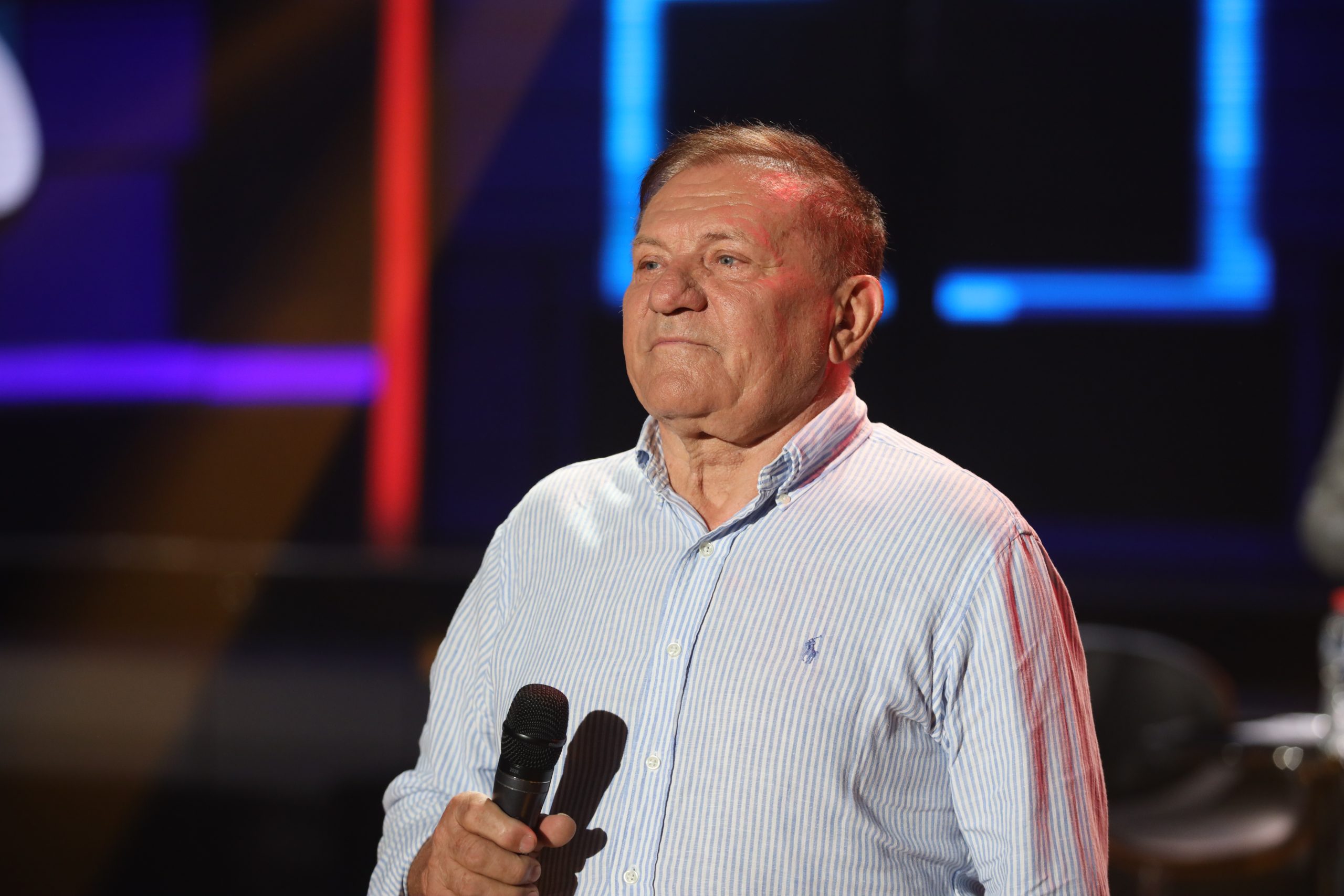 Miloš Bojanić otkrio kako je započela ljubav između njega i supruge Branke: "Kontaktirali smo dugo telefonom..." VIDEO 6 MILOS BOJANIC PZD SNIMANJE 25092023 FOTO MUNJA 2