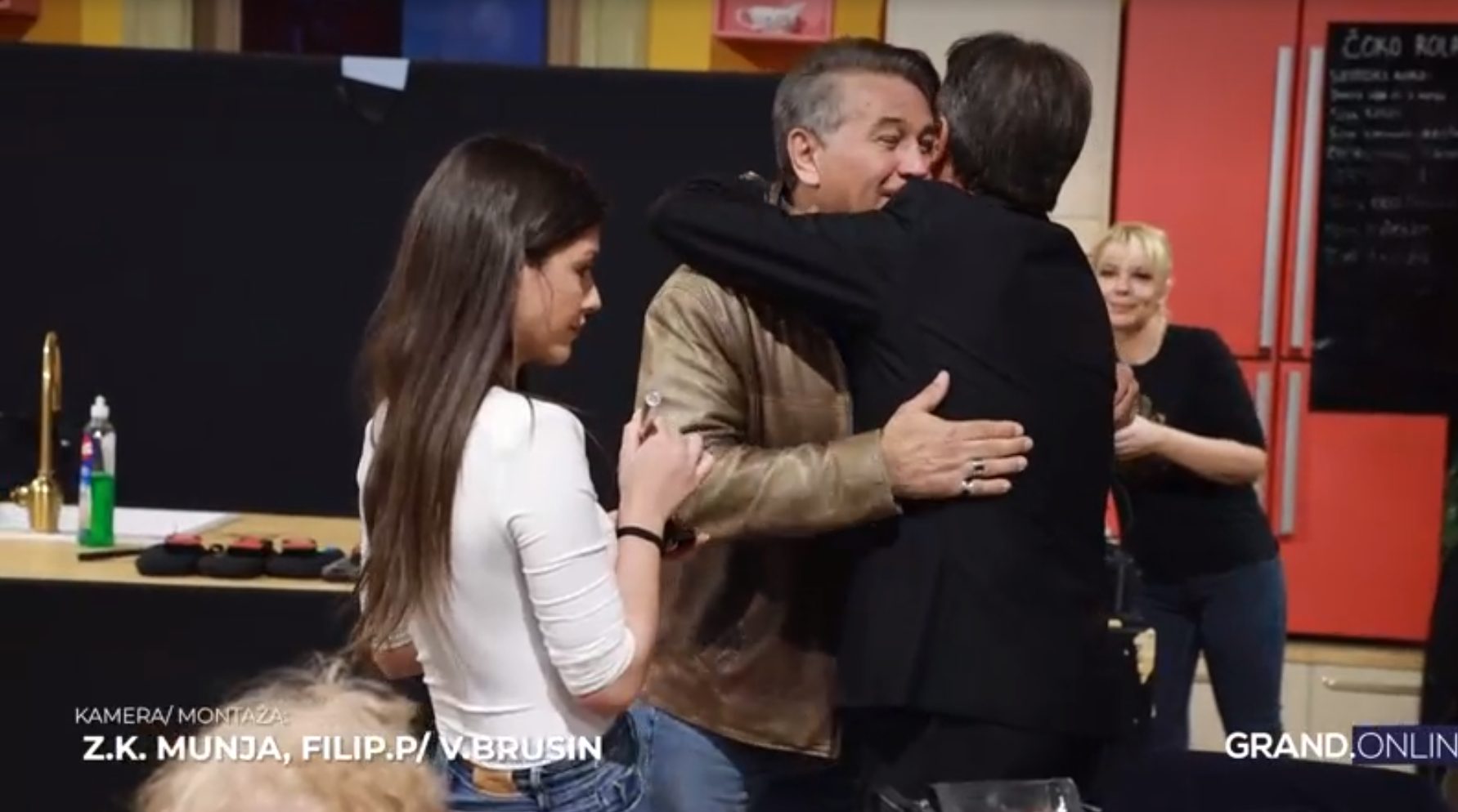 Pozitiva vlada u bekstejdžu: Neki ćaskaju, neki se spremaju, a neki pevaju (VIDEO) 5 Untitled 100