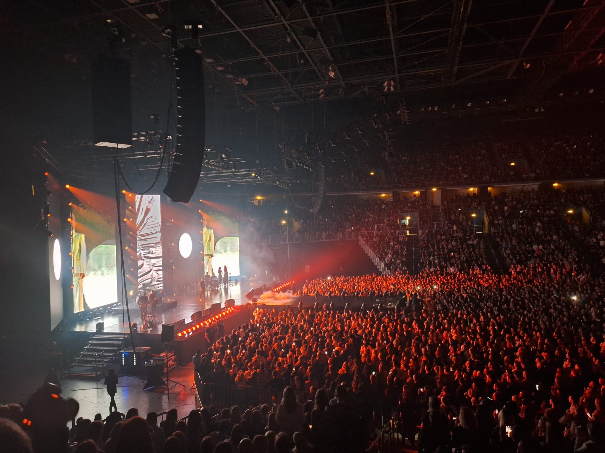 Marija Šerifović održala koncert u prepunoj zagrebačkoj Areni: Emocije na vrhuncu, Marija i publika plakali i pevali u isti glas (VIDEO) 6 a055eeef 5618 44ca a8e2 4326607cc768